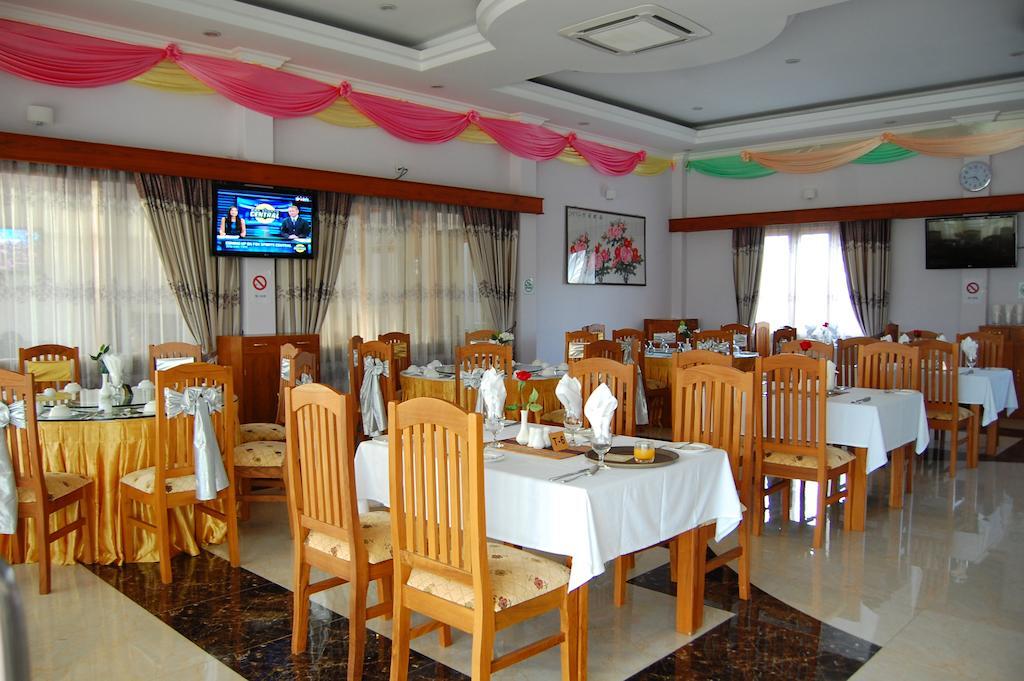 The Golden Lake Hotel Naypyidaw Exterior foto