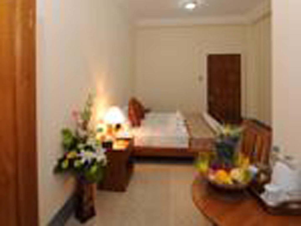 The Golden Lake Hotel Naypyidaw Exterior foto